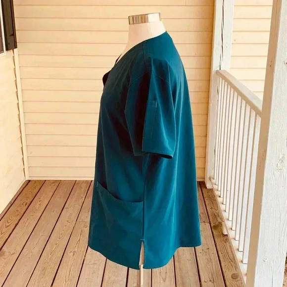 Carhartt, Healing Hands, Dickies Scrub Top Lot of 3 Size XL Teal Scrubs Bundle - Picture 3 of 11